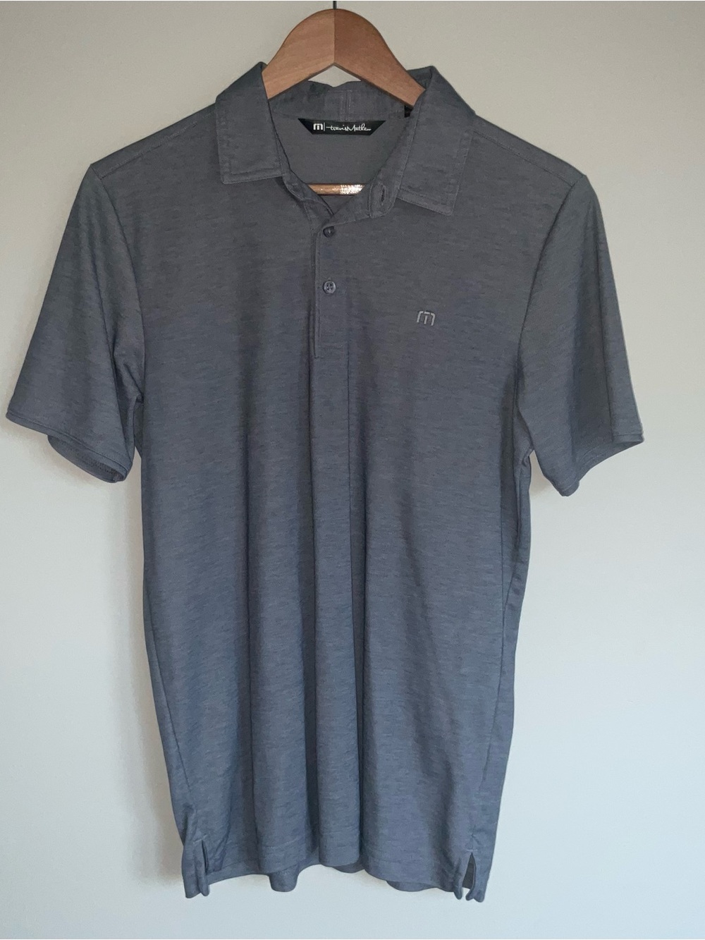 Travis Mathew Men' Polo in Washed Blue & Mens Small